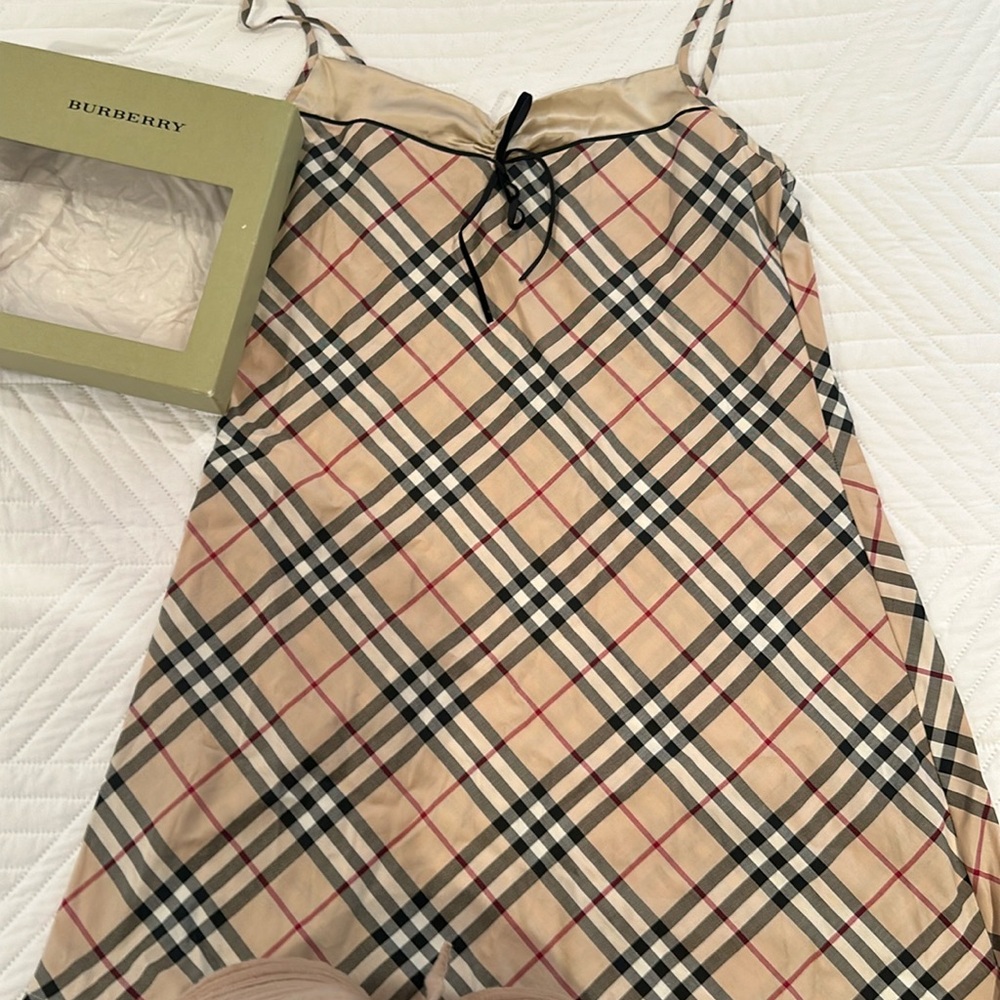 Brand New with Tag Burberry Night Gown!